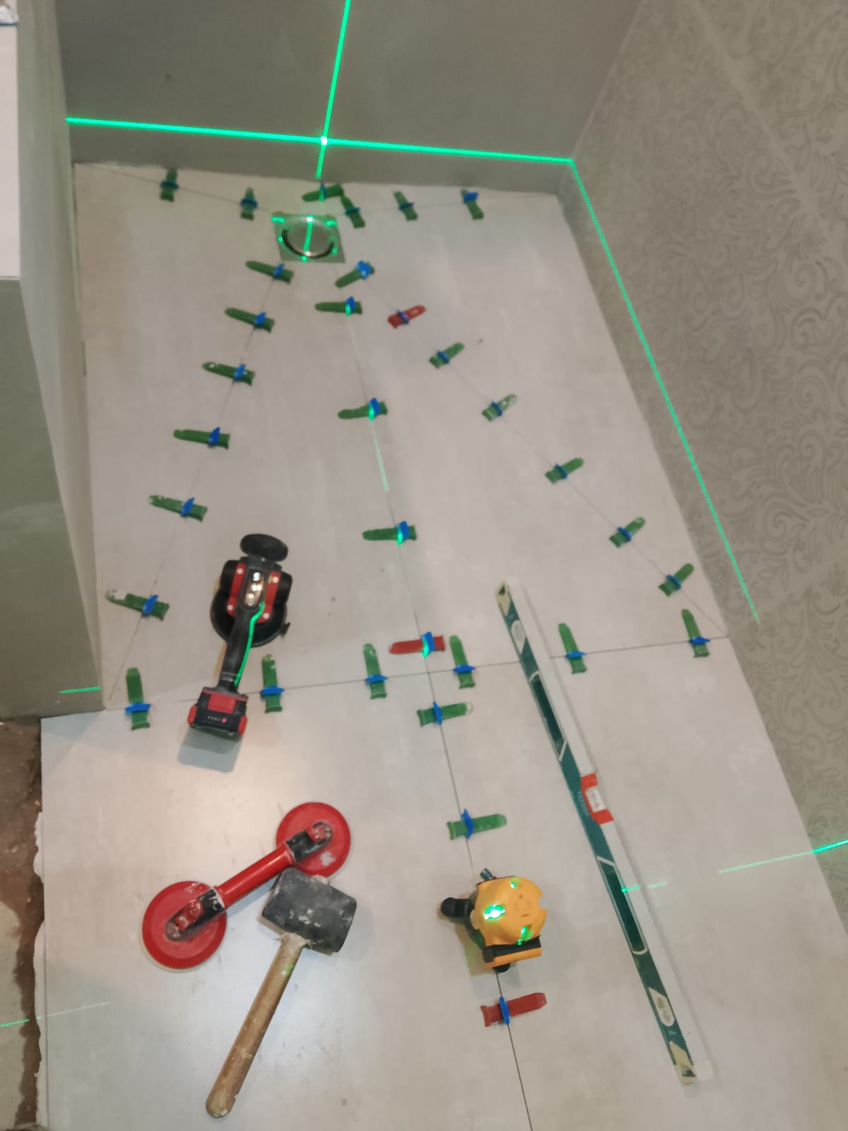 Precision Tile Vibration & Bedding Air Evacuation